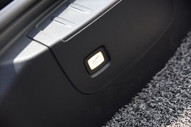   2019款特斯拉Model 3 标准续航后驱升级版