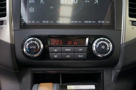  2020款三菱帕杰罗 3.0L 自动舒适版