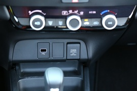   2021款本田飞度 1.5L CVT Sport 潮跑Pro 顶配版