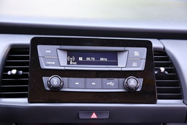   2021款本田飞度 1.5L CVT Sport 潮跑Pro 顶配版
