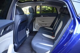   2020款红旗H5 1.8T 自动智联旗领版