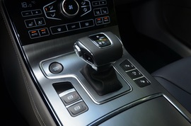   2020款红旗H5 1.8T 自动智联旗领版