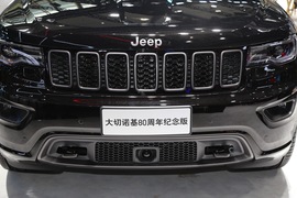   Jeep大切诺基80周年纪念版 广州车展实拍
