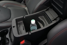   2020款 Jeep自由光 2.0T 四驱高性能旗舰版