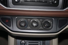  2020款 东风风行菱智 M5L 1.6L 9座基本型