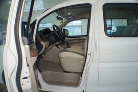   2020款 东风风行菱智 M5L 1.6L 9座基本型