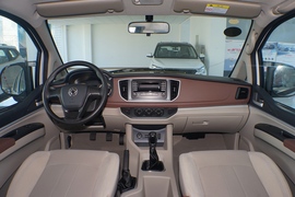   2020款 东风风行菱智 M5L 1.6L 9座基本型