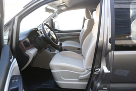   2021款 东风风行菱智 M5L 2.0L 手动基本型 7座