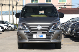   2021款 东风风行菱智 M5L 2.0L 手动基本型 7座