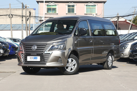   2021款 东风风行菱智 M5L 2.0L 手动基本型 7座
