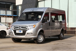   2020款 东风御风 V9 2.5T物流车长轴中顶7座国V ZD25