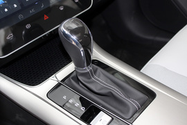   2021款启辰D60 PLUS 1.6L XV CVT智领版