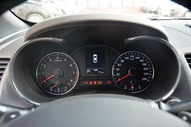   2014款起亚速迈1.6T豪华版