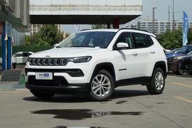   2021款 Jeep指南者 220T 自动领先版