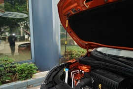   2021款荣威RX3 PRO 1.6LCVT 精英型