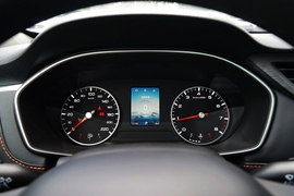   2021款荣威RX3 PRO 1.6LCVT 精英型