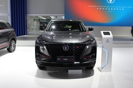   长安CS75 PLUS 成都车展实拍