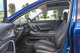   2021款启辰大V 260T天王版