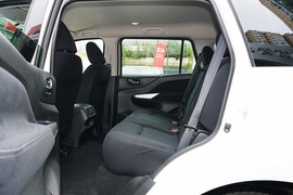   2020款日产途达 2.5L XE 手动两驱精英版