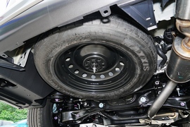   2021款丰田皇冠陆放 2.5L HEV两驱精英版