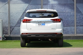   2021款BEIJING-X3 1.5T CVT荣耀版PLUS