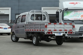 2021款长安跨越 新豹T3 标准版 东安1.6L 122马力 2.22米栏板