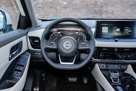   2021款日产奇骏 VC-Turbo 300 CVT 四驱 尊享版 7座