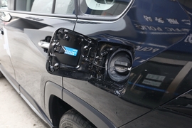   2022款丰田威兰达 2.0L CVT两驱尊贵版