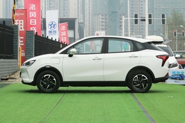   2021款哪吒V 长续航娱乐版升级型