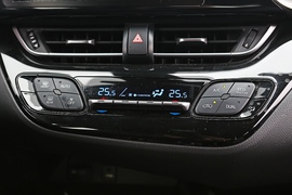   2020款丰田C-HR EV尊贵天窗版