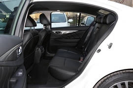   2022款英菲尼迪Q50L 2.0T 进享版