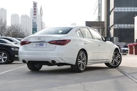   2022款英菲尼迪Q50L 2.0T 进享版