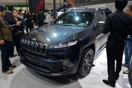 Jeep自由光都会版 北京车展实拍