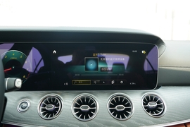   2022款奔驰CLS 300 豪华型