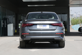 2022款奥迪A3L Limousine 35 TFSI 时尚致雅型
