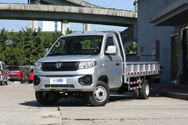 2022款东风小康D71PLUS 1.6L标准版SFG16G