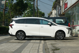   2022款东风风行·游艇 1.5T DCT扬帆版