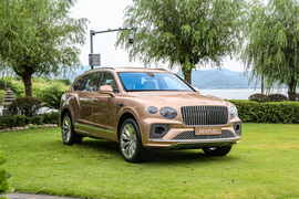   2022款宾利添越 4.0T V8 长轴距首发限量版