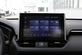   2022款丰田RAV4荣放 2.0L CVT四驱尊贵版