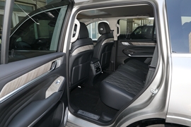  2022款坦克500 3.0T 商务版 登峰型 5座