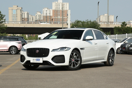   2022款捷豹XFL 2.0T P250 两驱精英运动版