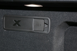   2022款宝马X6 xDrive40i 尊享型 M运动套装 改款
