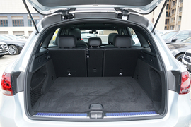   2022款奔驰GLC 260 L 4MATIC 动感型 改款