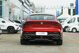   2022款长安UNI-V 1.5T 运动版