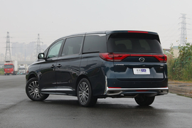   2023款广汽传祺M8 领秀系列 390T 至尊版