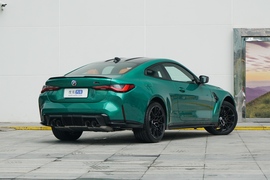   2023款宝马M4双门轿跑车 雷霆版