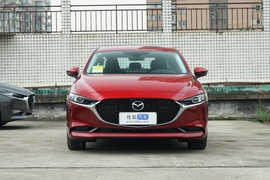   2022款马自达3 昂克赛拉 2.0L 自动质雅版