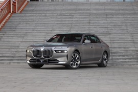 2023款宝马i7 xDrive 60L