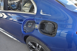 2023款奔驰 C 350 eL