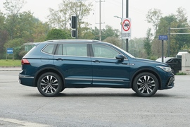   2023款大众途观L 330TSI 自动两驱R-Line旗舰版